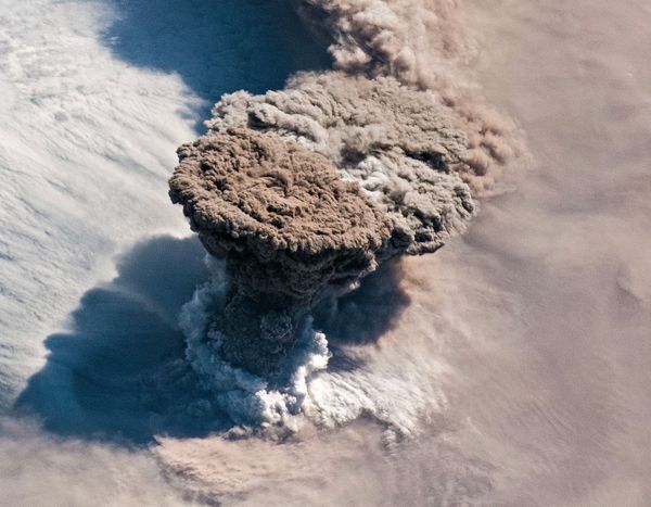 Incredible picture of the Russian volcano eruption, taken from the ISS
